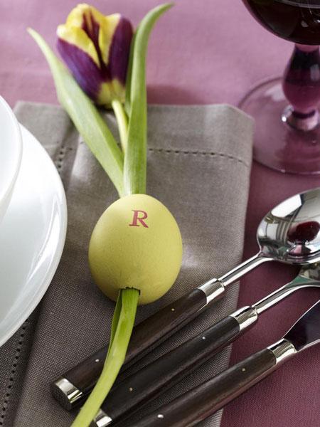 table decorations and centerpieces with flowers, recycling egg shells and craft ideas