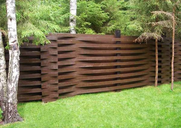 25 Beautiful Fence Designs to Improve and Accentuate Yard ...