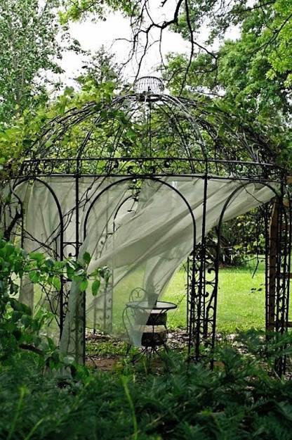 15 Beautiful Metal or Wooden Gazebo Designs and Garden 