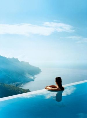 20 Infinity Pools Blending Functionality and Impecable Aesthetics into ...