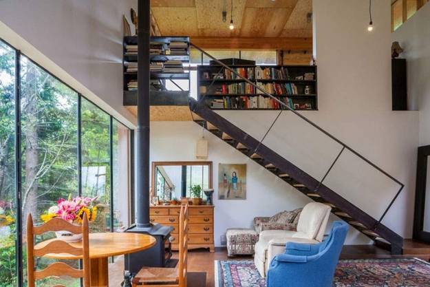 Attractive Modern House Design Created With Cheap Materials