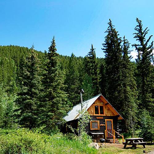 22 Beautiful Wood Cabins And Small House Designs For Diy Projects