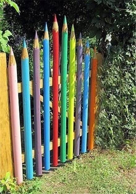 Colorful Painting Ideas For Fences Adding Bright Decorations To Yard Landscaping
