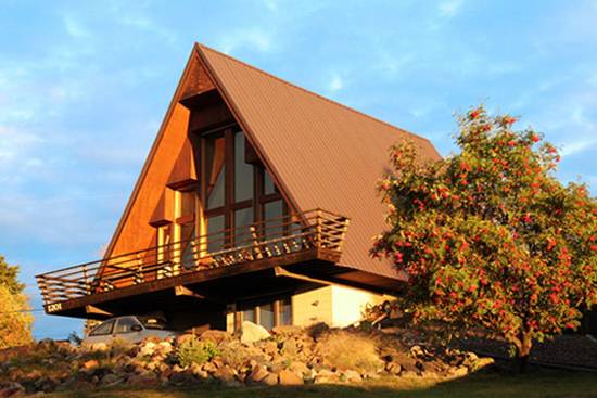 Triangles in Architectural  Designs  Taking Modern Houses 