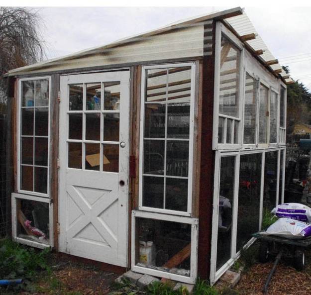 Glass Recycling for Greenhouse Designs, Garden Houses 