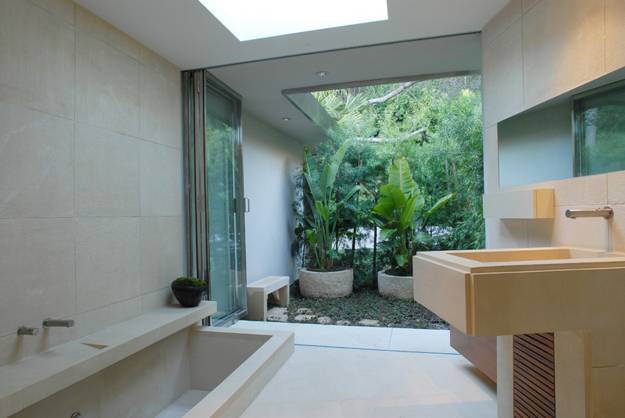 Glass Wall Ideas For Exquisite And Spectacular Bathroom Design