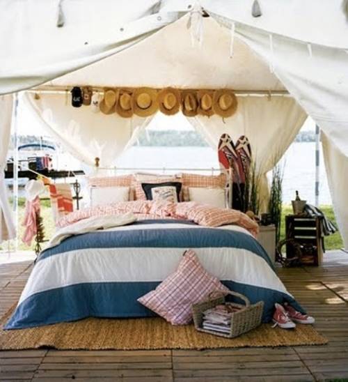 25 Diy Outdoor Bed Ideas Summer Decorating With Spa Beds Canopies And Curtains