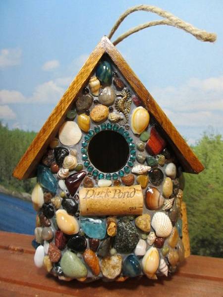 15 Smart Recycling Ideas for Making Unique Birdhouses