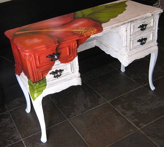 22 Inspirations For Wood Furniture Decoration With Paint