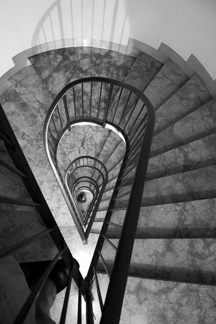 pictures of spiral stairs