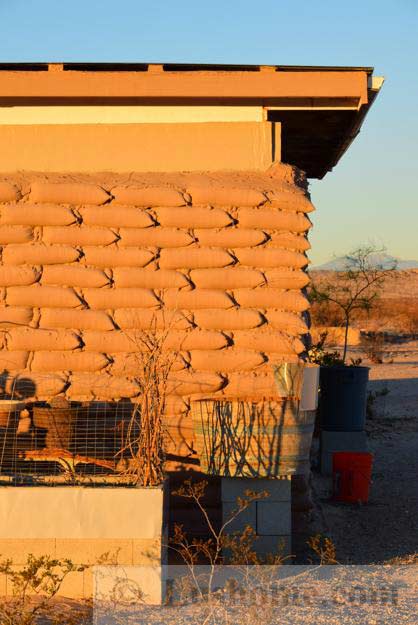 Simple Earthbag House Design, Cheap Green Building Idea for Desert Living