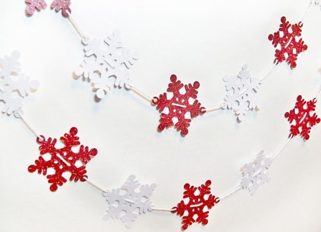 diy ornaments winter holiday decor