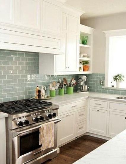 Home Staging Tips For Spacious And Modern Kitchen Decor