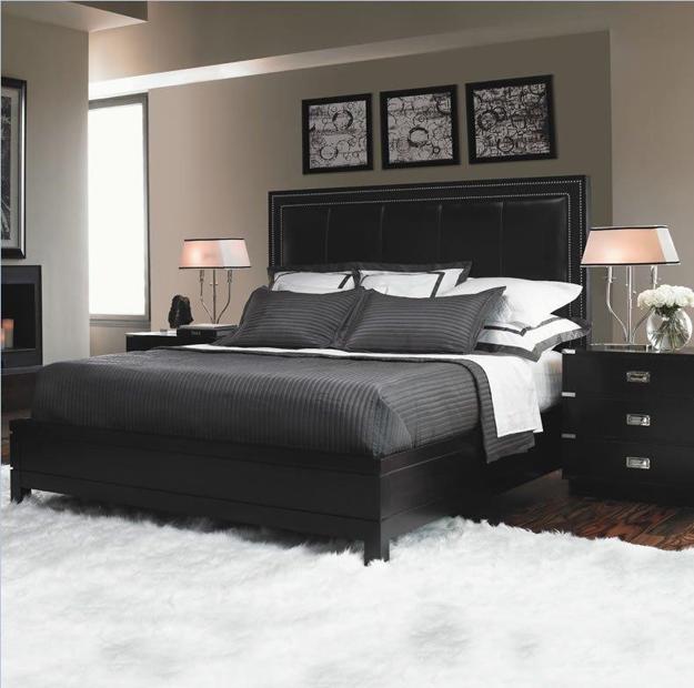 18 Stunning Black and White Bedroom Designs