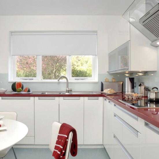 22 Ideas to Create Stunning Red and White Kitchen Design 22 Ideas to Create Stunning Red and White Kitchen Design