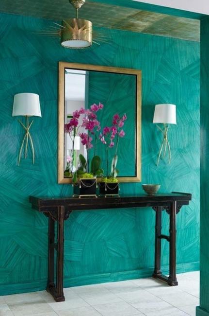 Green Wallpapers and Wall Paint Colors in Malachite Hues