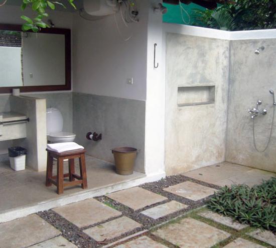 30 Outdoor  Shower  Design Ideas  Showing Beautiful Tiled and 