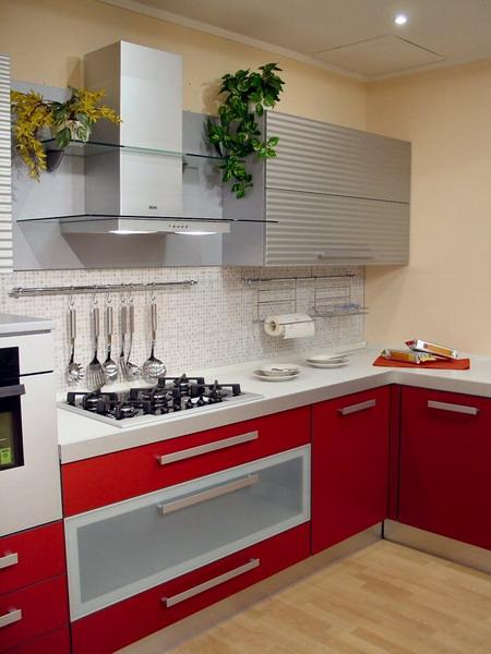 Red Color  Can Revolutionize Small  Kitchen  Design 