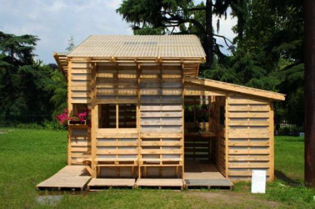 recycling wood pallets for building everything in your home