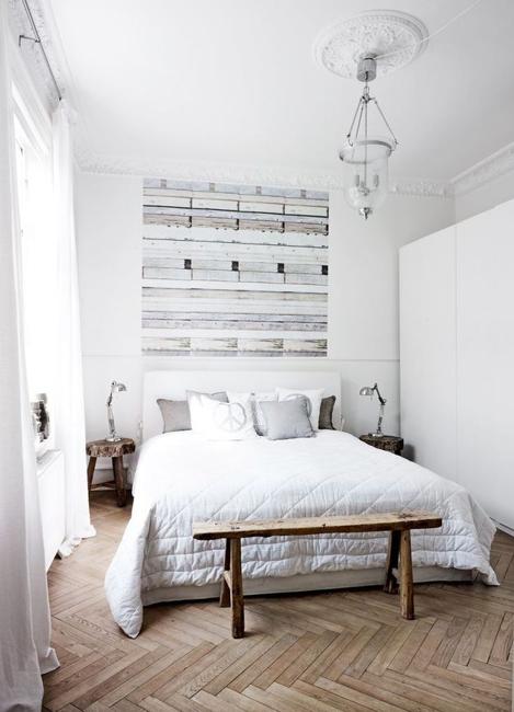 10 Staging Tips and 20 Interior Design Ideas to Increase Small Bedrooms
