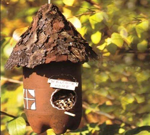 How to Recycle Plastic Bottles for Bird Feeders, Creative ...