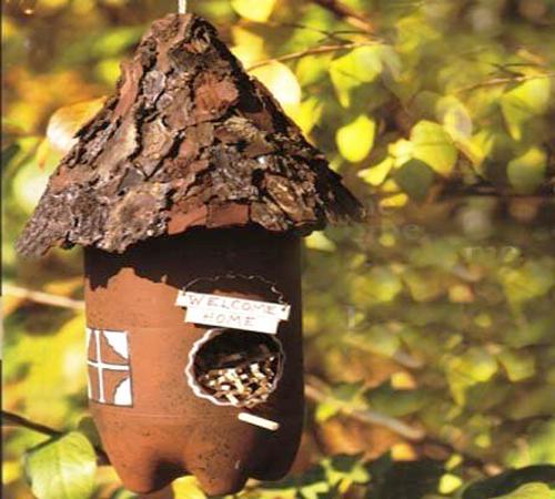 how to recycle plastic bottles for bird feeders, creative
