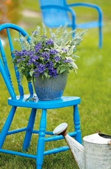 how to make yard decorations to reuse and recycle old wooden furniture for flower containers