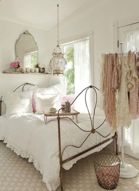 25 Shabby Chic Decorating Ideas To Brighten Up Home