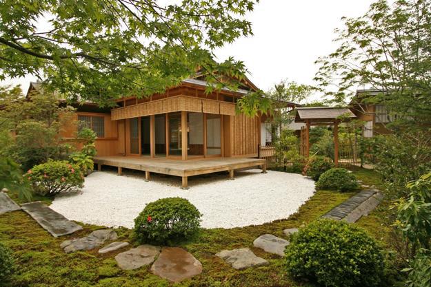 Beautiful Garden  House  Designs Adding Leaisure of Studio 