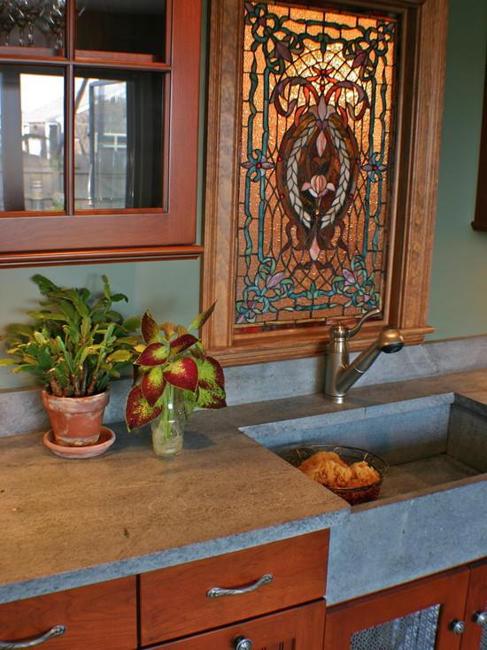 25 Modern Ideas to Use Stained Glass Designs for Home Decorating