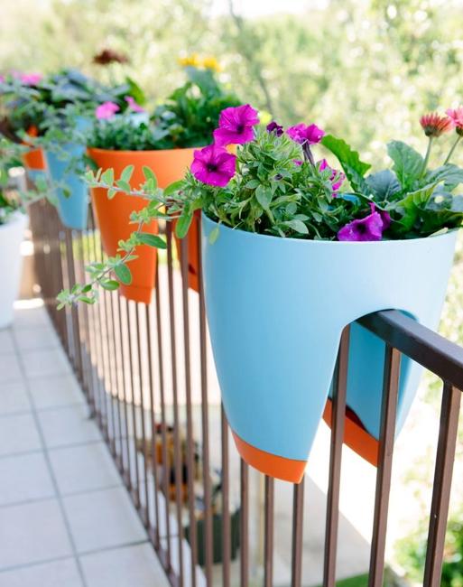 Balcony sales pot hanger