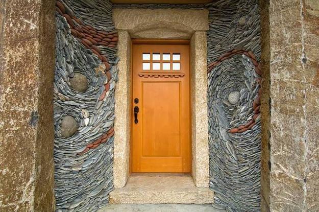 Spectacular Stone Walls Blending Ancient Art into Creative Wall Design