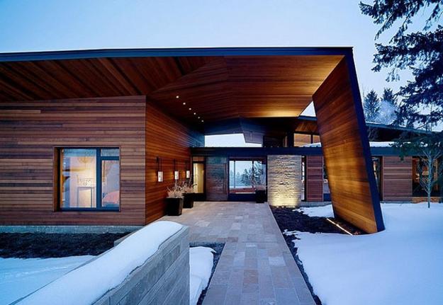 Metal Glass and Wood  Homes  in Snow Modern  House  Designs 