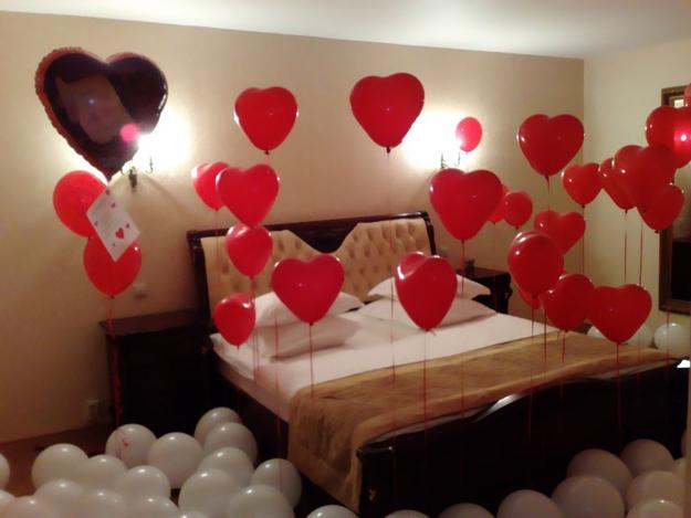 30 Balloons Valentines Day Ideas Unique Home Decorating Starting At Front Door,Painted Wood Kitchen Cabinet Colors