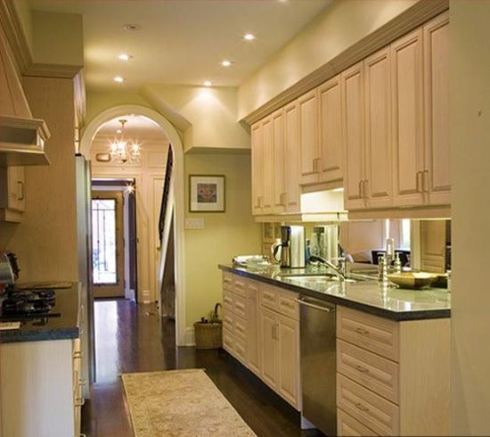 galley kitchen design ideas 21