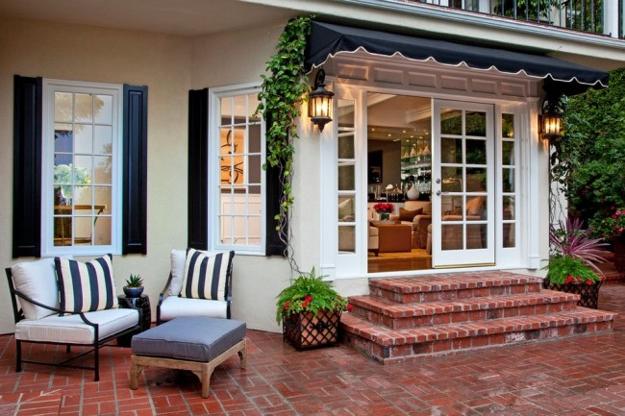 Old Brick Patio Building Exterior Stairs with Classy Bricks and Modern Tiles Old Brick Patio Building Exterior Stairs with Classy Bricks and Modern Tiles