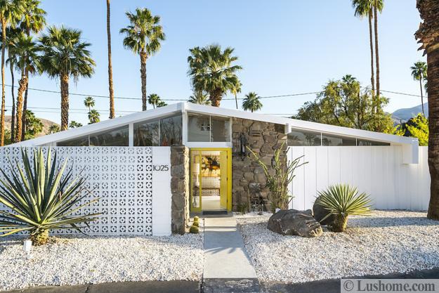 geometric patterns of screen blocks beautifully decorating