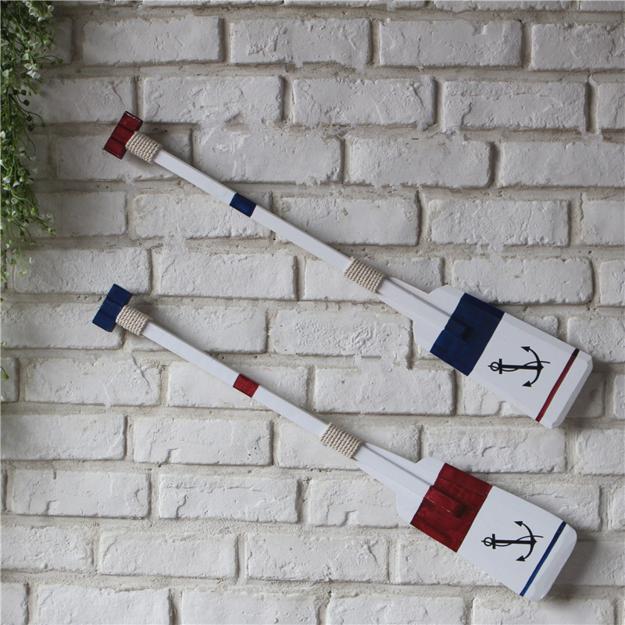 25 Easy Ways to Use Paddle Decorations, Sports Inspired Interior Design