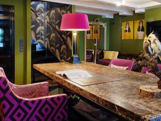 interior decorating in green and pink