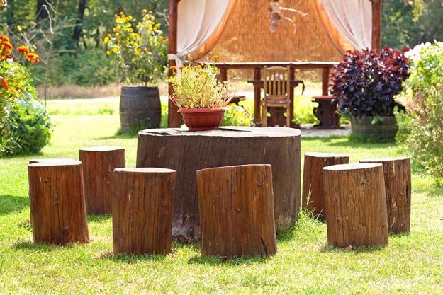 Ideas To Recycle Tree Stumps For Original Log Furniture And