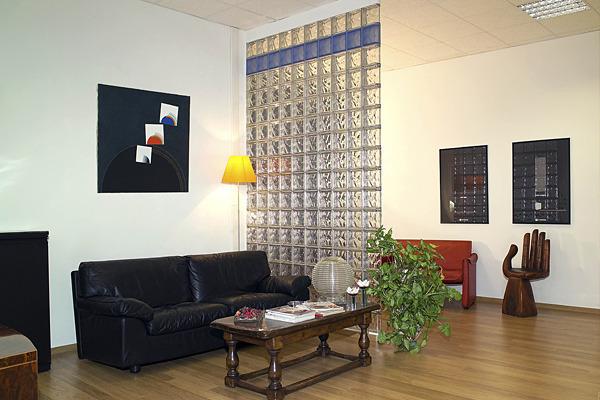 Modern Glass Block Designs For Living Room