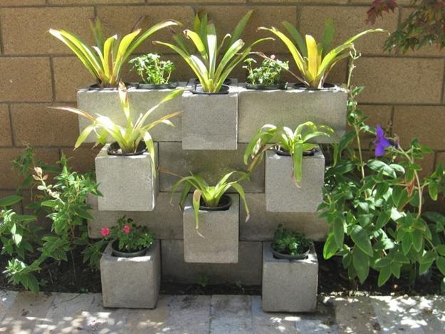 25 Concrete Block Ideas to Try and Enjoy Cheap DIY Outdoor
