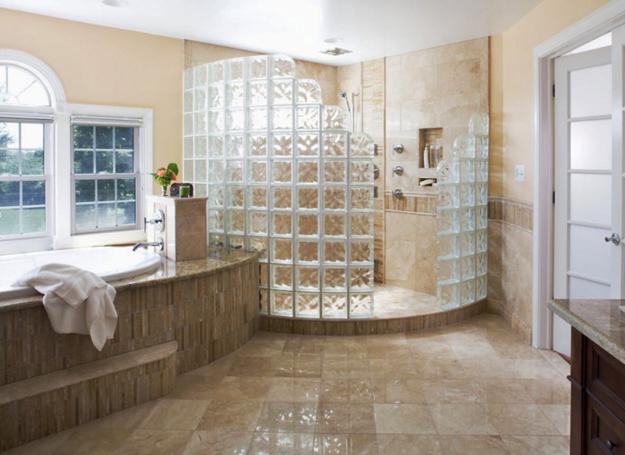Custom Glass Block Shower Designs Add Beautiful Curves to Modern Bathrooms