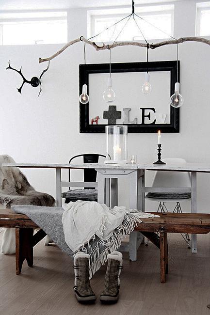 Diy outlet branch lamp