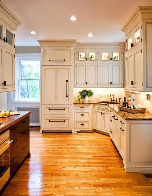 Beige and Creamy White Kitchen Colors, Latest Trends in Modern Interiors