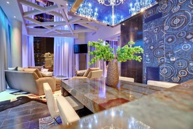 Stunning Mirrored Ceiling Design Trends In Decorating With