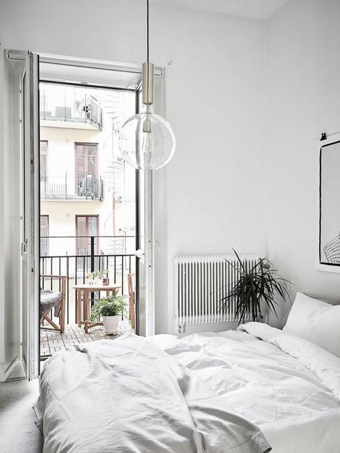 white bedroom decorating