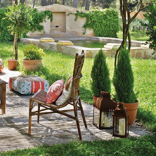 outdoor furniture and planters