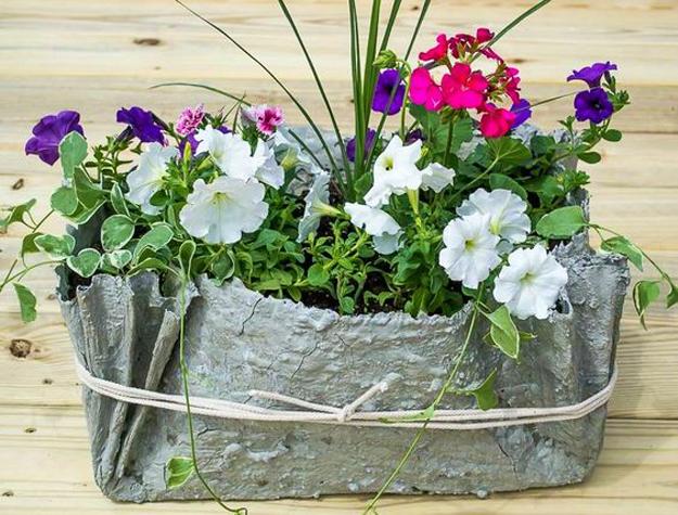 DIY Concrete Planters, Ideas for Outdoor Home Decorating with Flowers