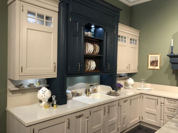 Modern Kitchen Design Trends 2019 Two Tone Kitchen Cabinets Modern Kitchen Design Trends 2019 Two Tone Kitchen Cabinets